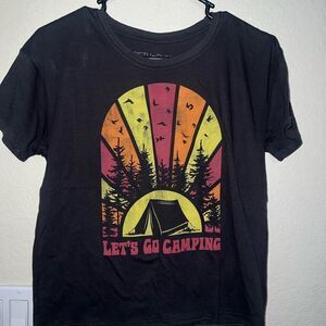 ❄️ Fifth Sun Tee- size Med- Brand New